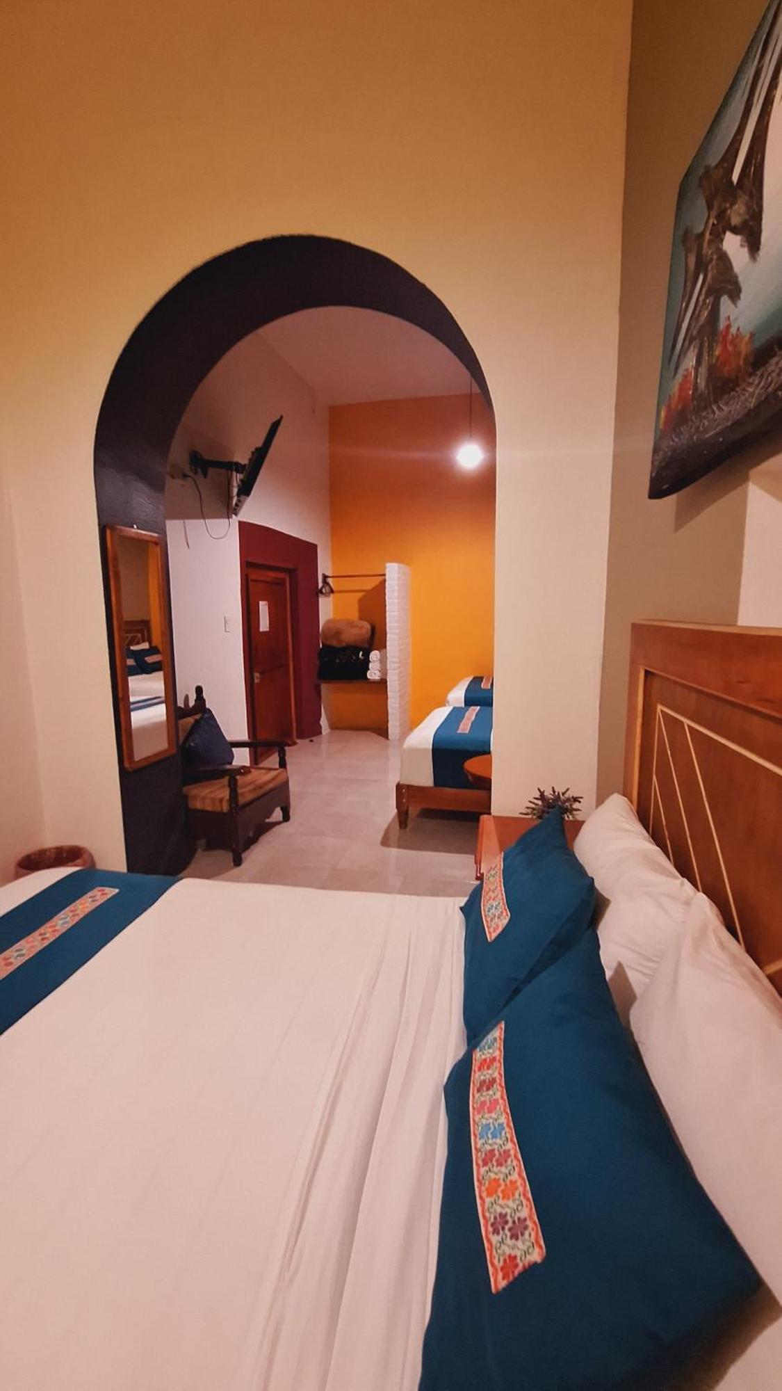 Posada La Plazuela Куэцалан-дель-Прогресо Экстерьер фото